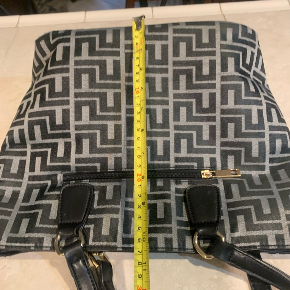 It’scosy purse, crossbody and wallet bundle